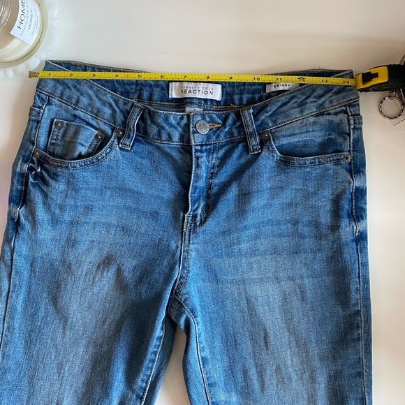 Kenneth Cole skinny jeans - Picture 5 of 9